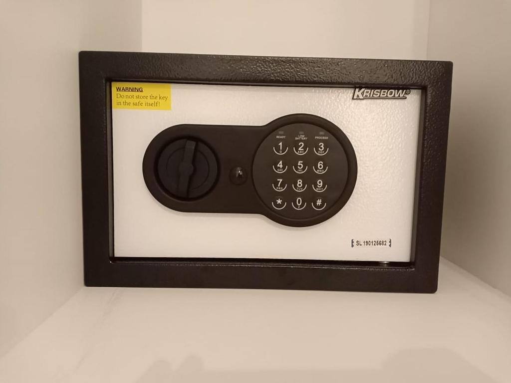 Simple Kuta Bedroom - 10