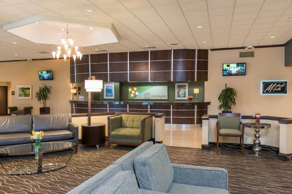 Holiday Inn Cleveland - South Independence by IHG photo