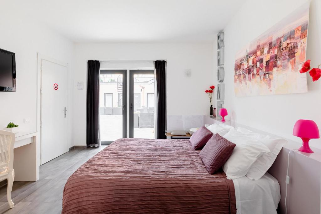 Rhome Accomodation - Apartment