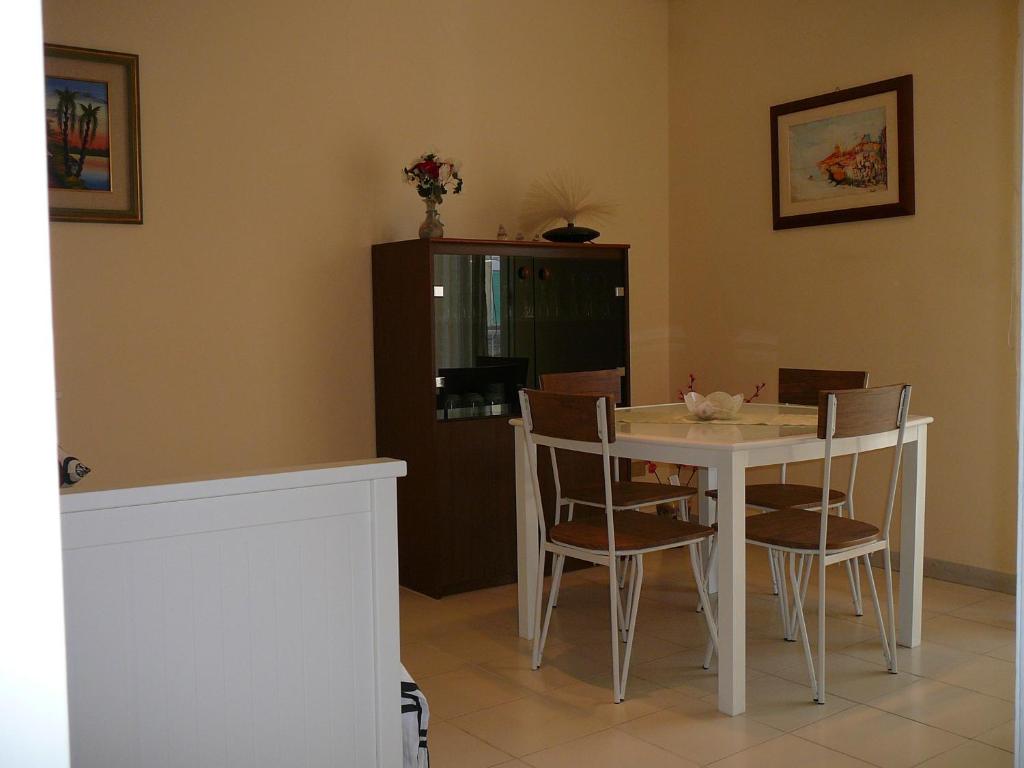 Kuchyňa alebo kuchynka v ubytovaní Casa Mia locazione turistica