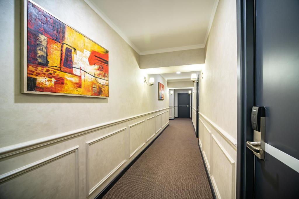 لابی و فضای عمومی Mildom City Hotel - تصویر ۵