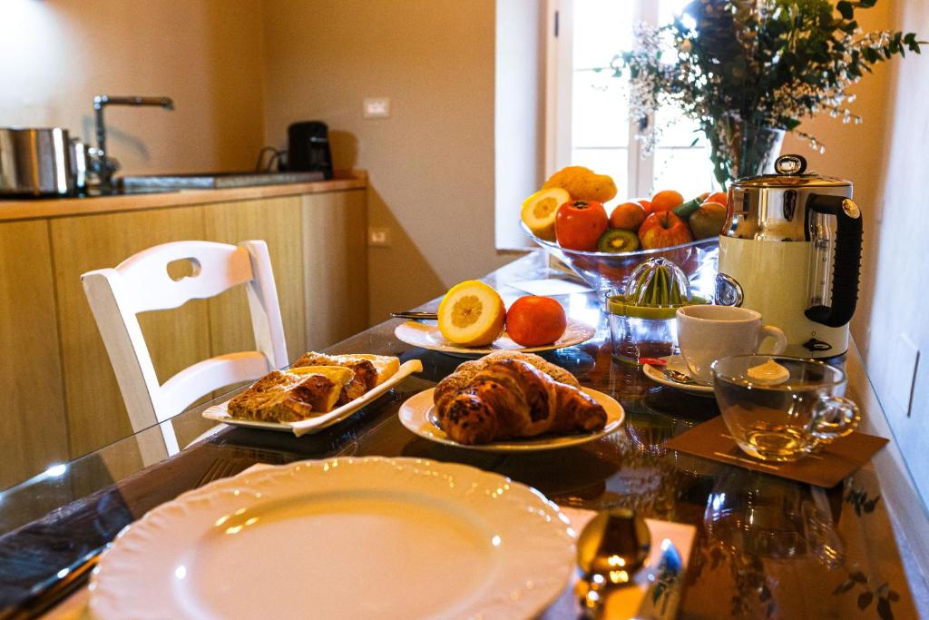 Jedlo v ubytovaní bed & breakfast alebo blízkom okolí