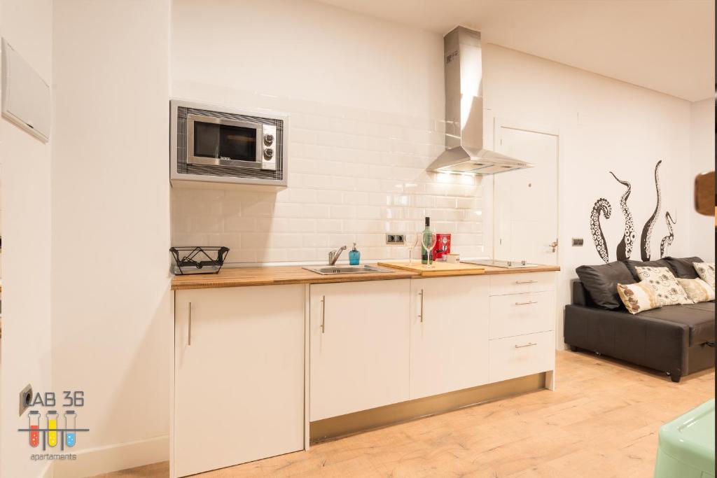 Kuchyňa alebo kuchynka v ubytovaní LAB 36 Apartaments