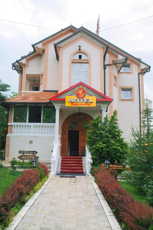 Budova, kde se hotel nachází