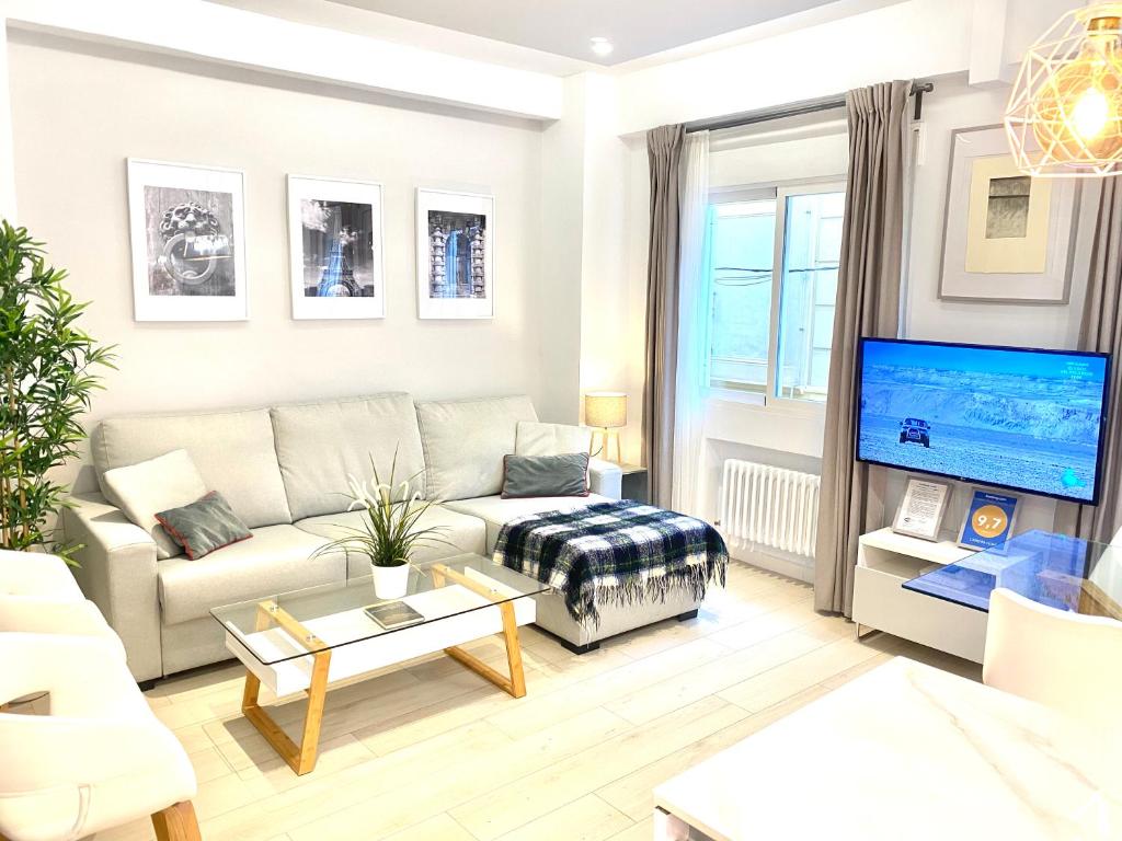A television and/or entertainment centre at CARRERA HOME