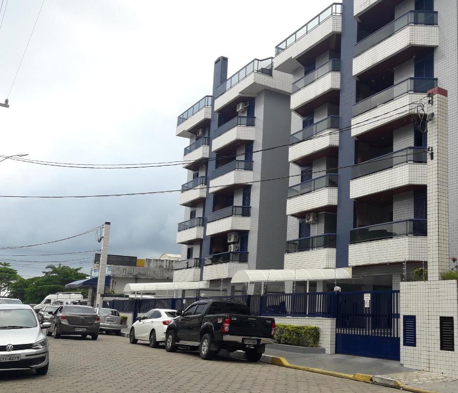  Excelente apto de 02 dorm - 50m do mar