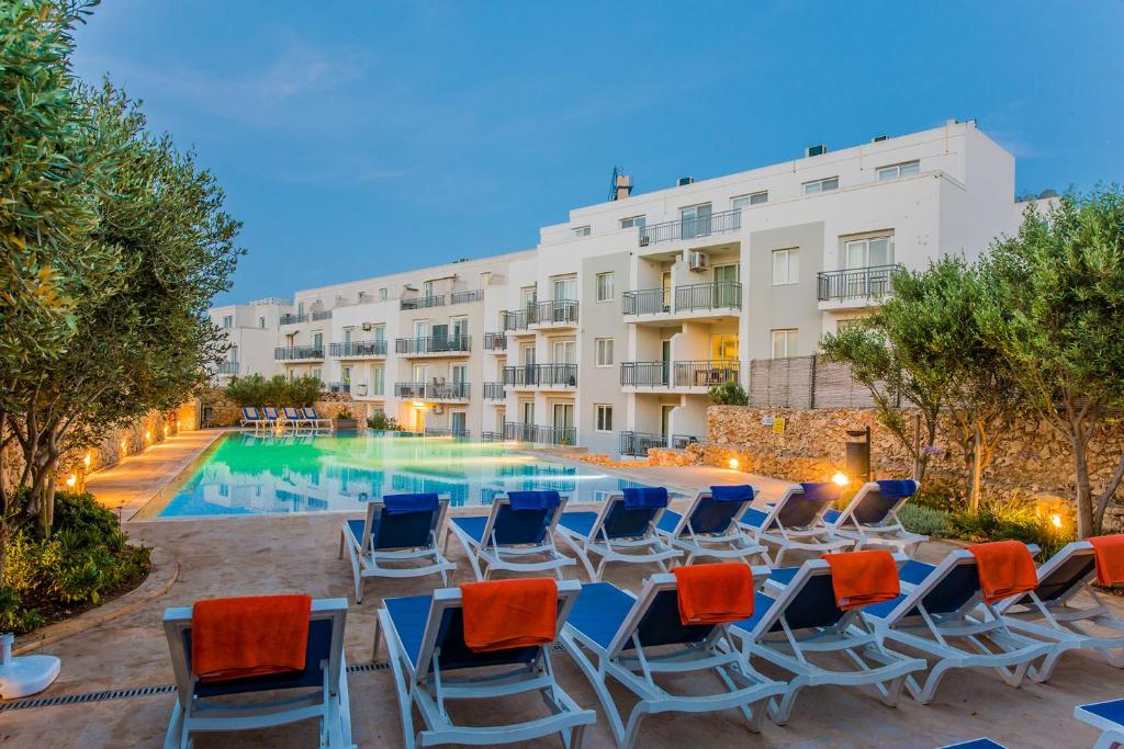Bassein majutusasutuses Hillock Residence Apartments või selle lähedal