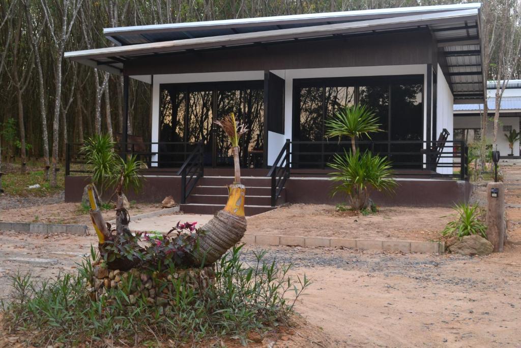 Zahrada ubytování Camp Hadee Koh Yao Noi