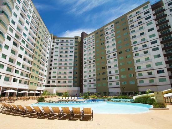  Riviera Park Hotel