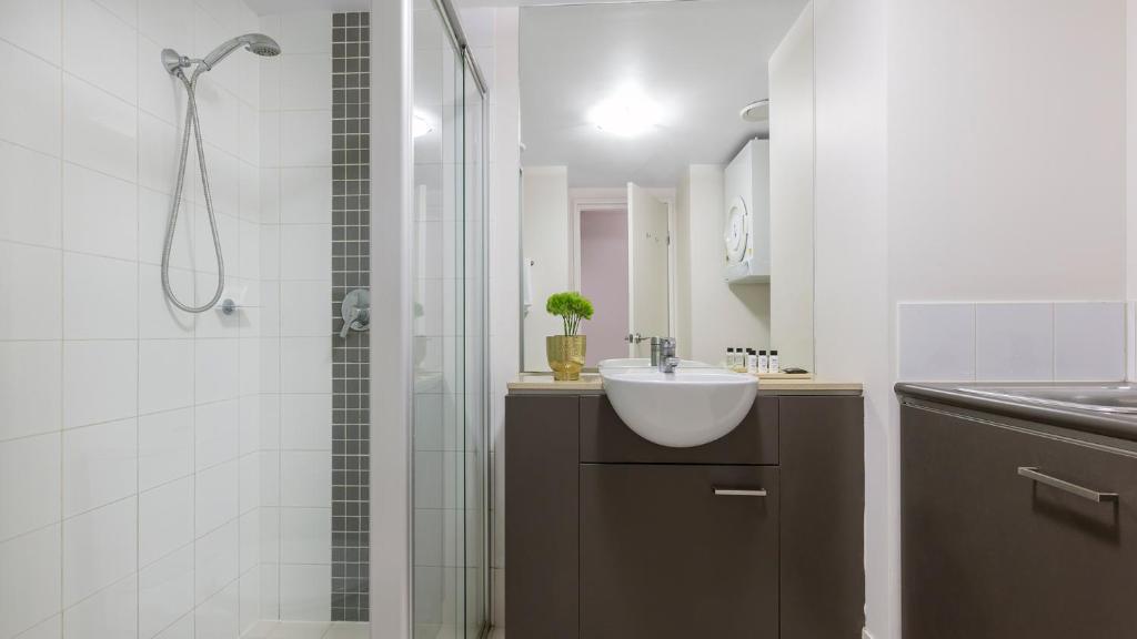 Oaks Brisbane Casino Tower Suites - Resim 7