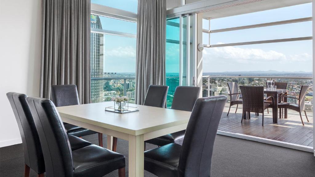 Oaks Brisbane Casino Tower Suites - Resim 12