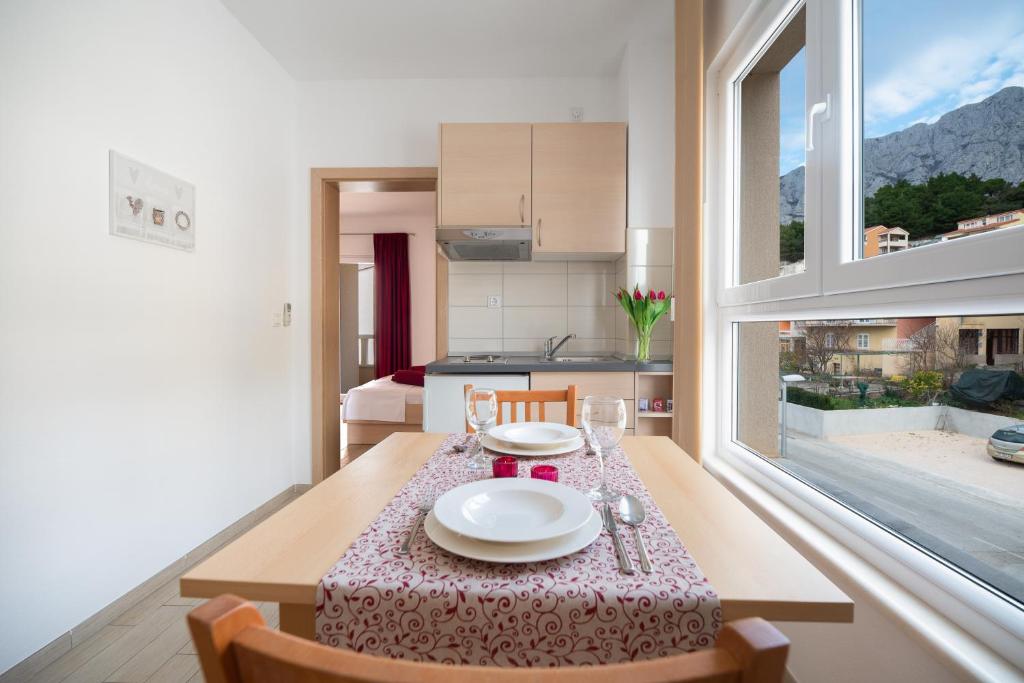 Výhľad na hory alebo výhľad na hory priamo z apartmánu