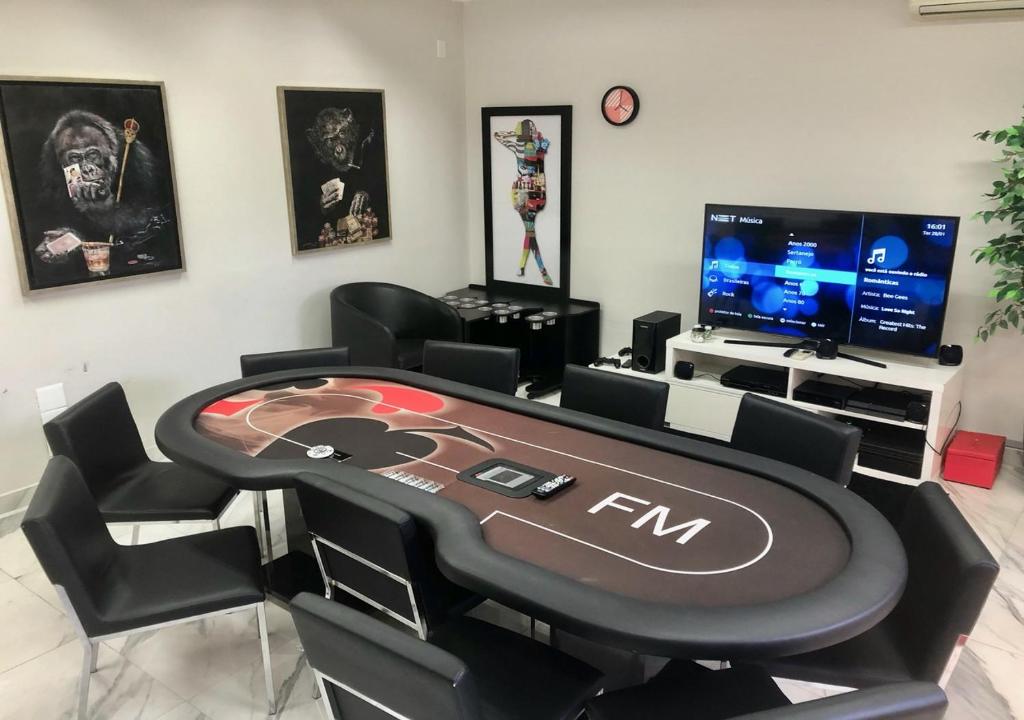  FM Hostel