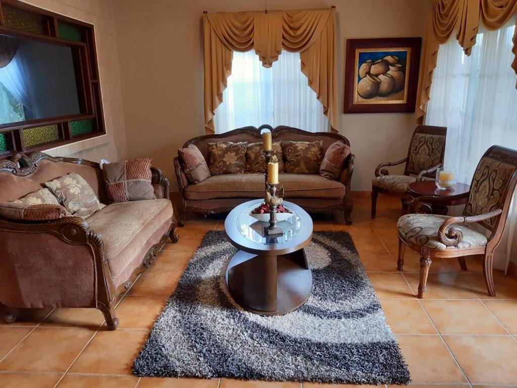 Fotografie z fotogalerie ubytování Hotel Bethlehem v destinaci La Lima