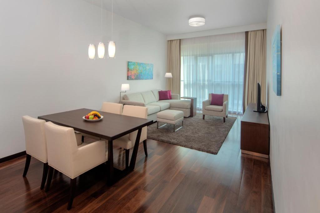 
One-Bedroom Apartment with Kitchen - Complimentary Transfer to Deira City Center, Outlet Mall
