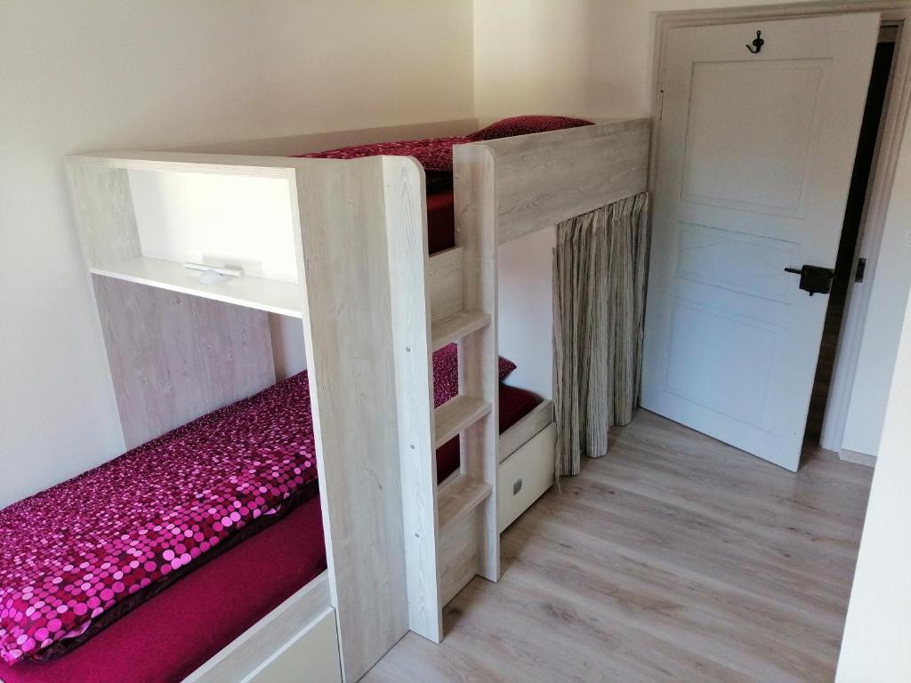 Postel nebo postele na pokoji v ubytování Ferienwohnung PARDI