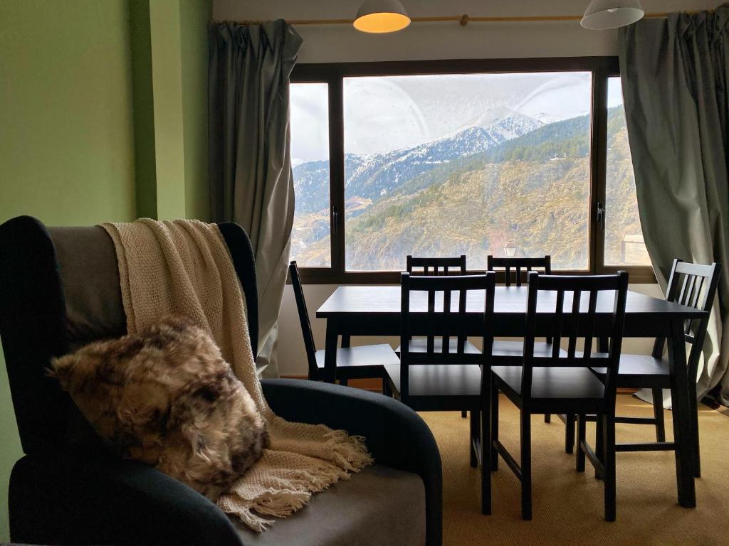 Nespecifikovaný výhled na hory nebo výhled na hory při pohledu z apartmánu