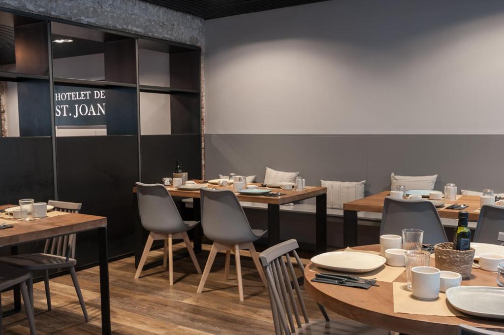 Restaurace v ubytování Hotelet de Sant joan