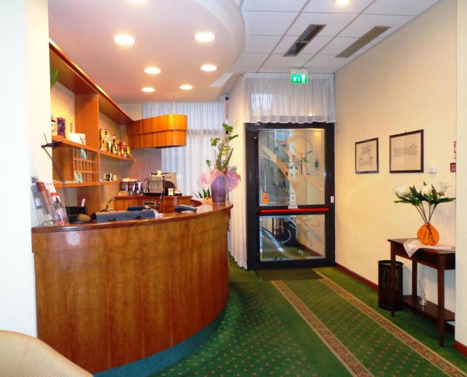 The lobby or reception area at Hotel Select