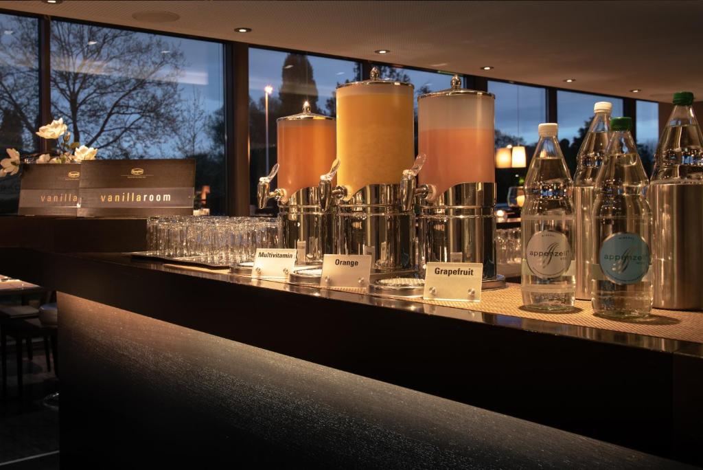 Nápoje v ubytování Hotel Kreuzlingen am Hafen