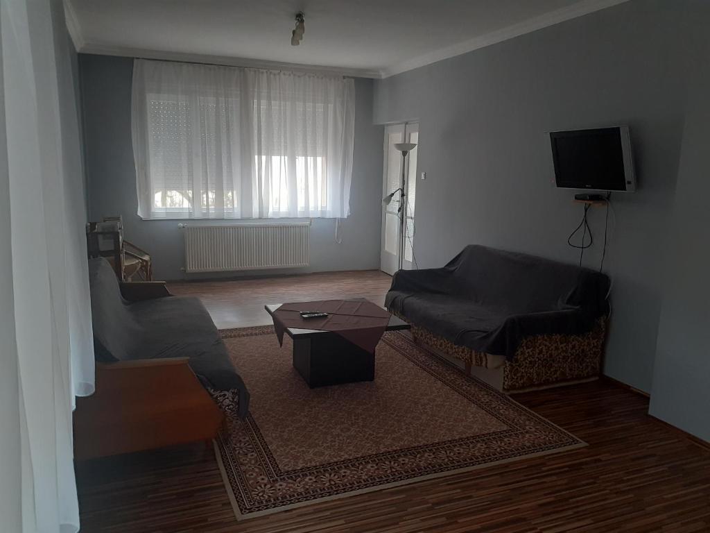 Posezení v ubytování Hutasori Guesthouse