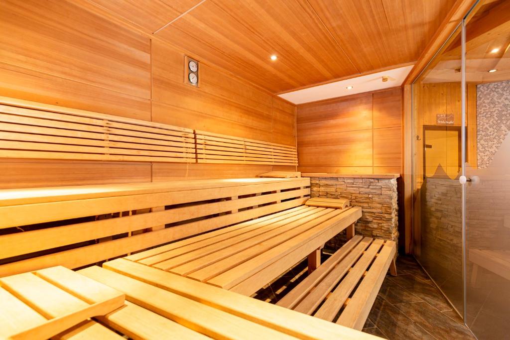 Fotografie z fotogalerie ubytování Kinder- & Gletscherhotel Hintertuxerhof na Tuxu