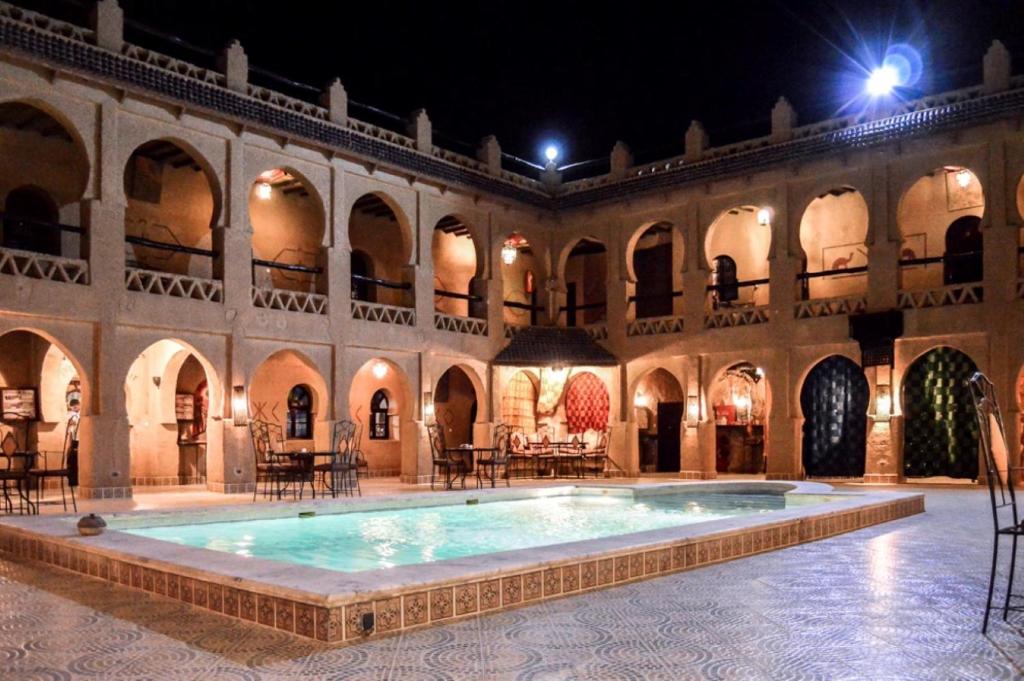 Nasser Palace Hôtel & Bivouacs - Housity