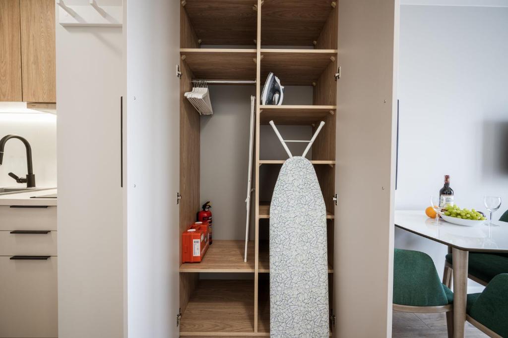 Marina Apartments ZOO