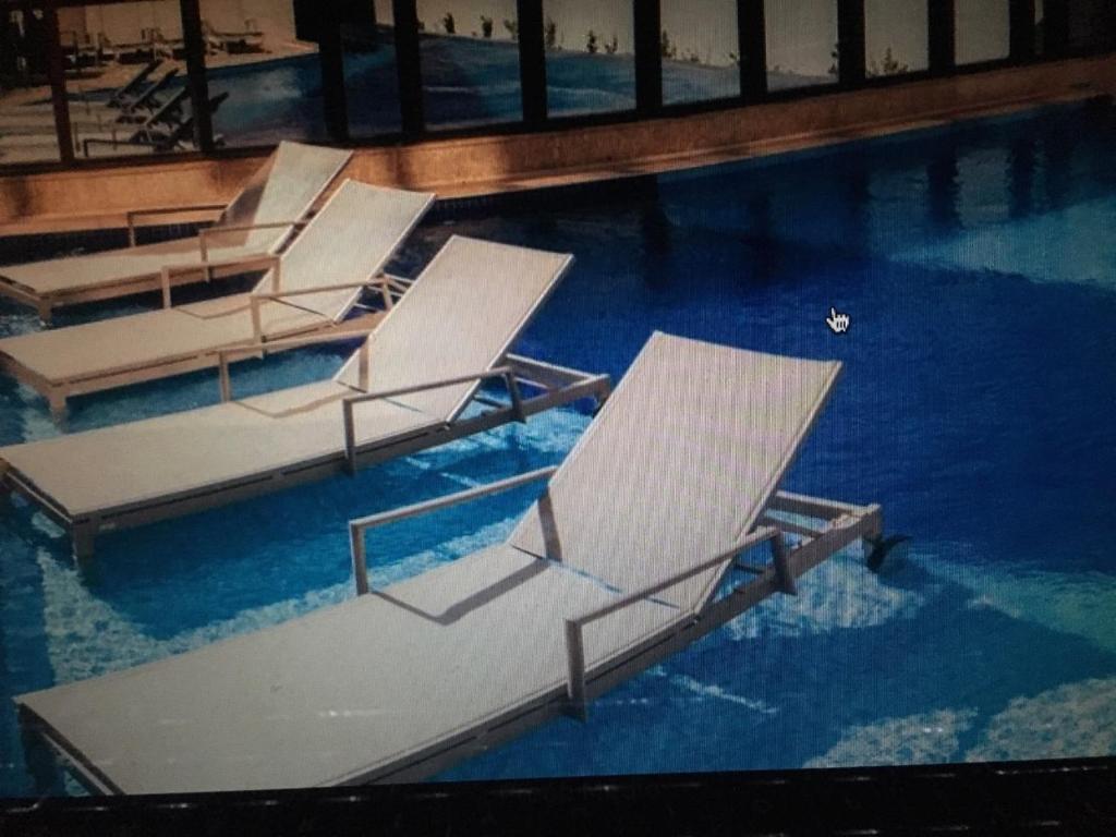  Apt particular Setor Hotelleiro Norte frente Brasilia Shopping