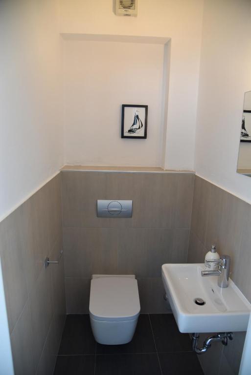 Kúpeľňa v ubytovaní Villa Pina Apartment Nicos 2-4 Pers
