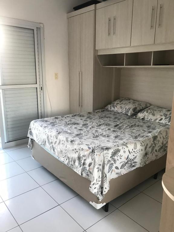  Apartamento 400m praia
