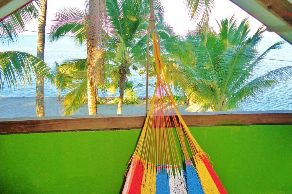 Livingston Resort Hotel - Deluxe Double Room With Balcony And Sea View