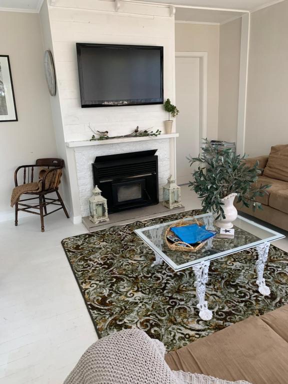 Cooper's Cottage - Resim 5