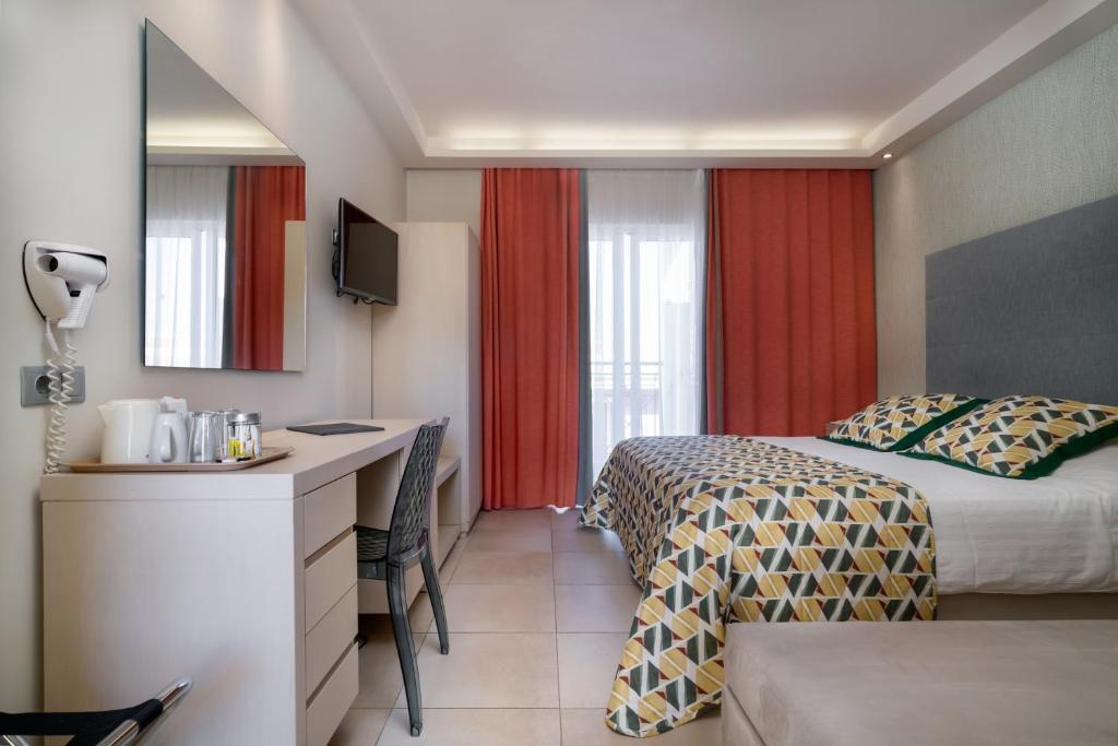 Mareblue Beach - Deluxe Double O Twin Room Con Vista Al Jardín