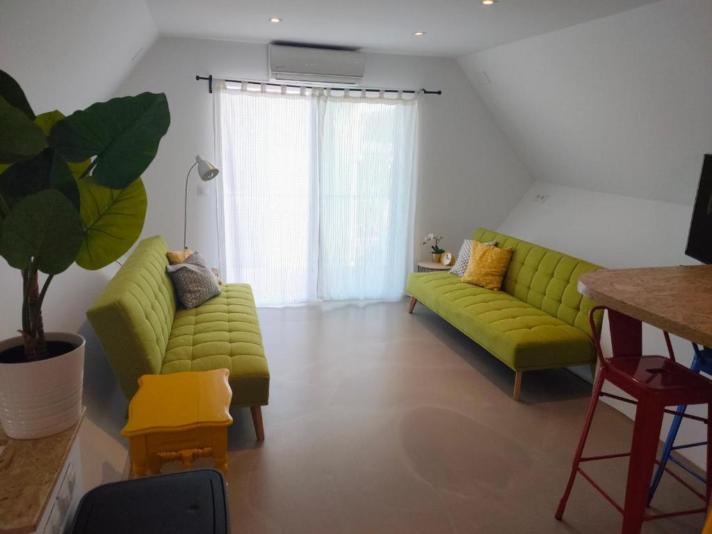 Posezení v ubytování HEXAGON Apartment BY NAMASTE ELITE