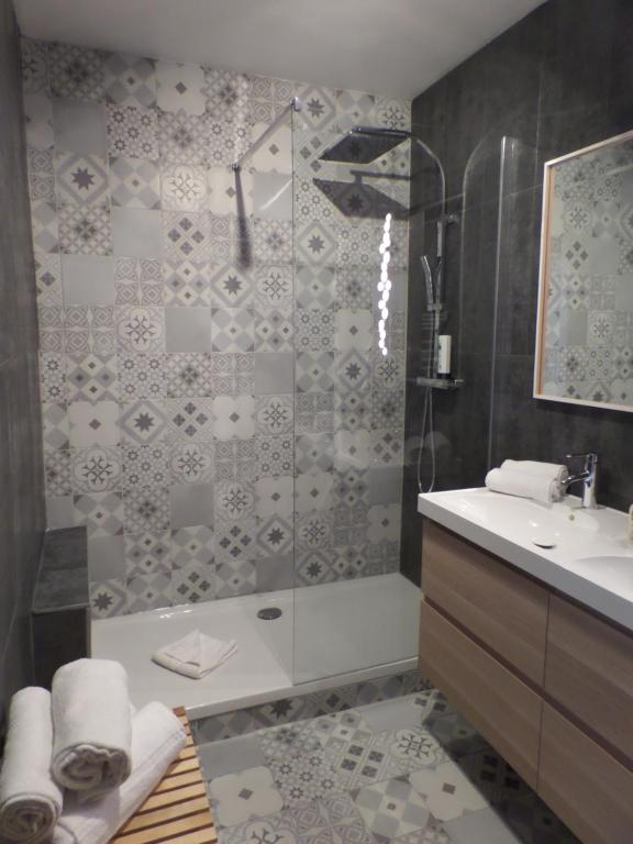 URBAN LOFT & SPA Marseille - Resim 16