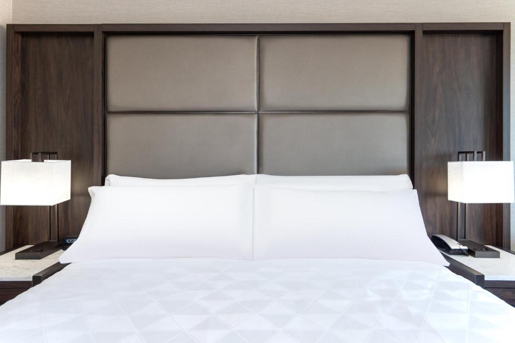 Holiday Inn Boston Logan Airport - Chelsea by IHG - Habitación Estándar