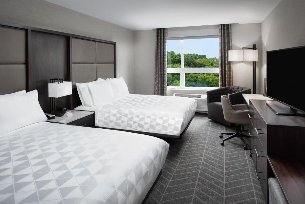 Holiday Inn Boston Logan Airport - Chelsea by IHG - Habitación Estándar Con Dos Camas Queen