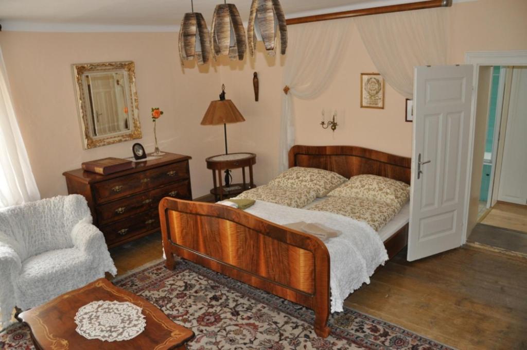 Postel nebo postele na pokoji v ubytování Das Pernerhaus