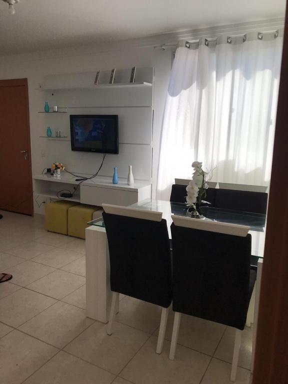  Apartamento mobiliado em condomínio fechado