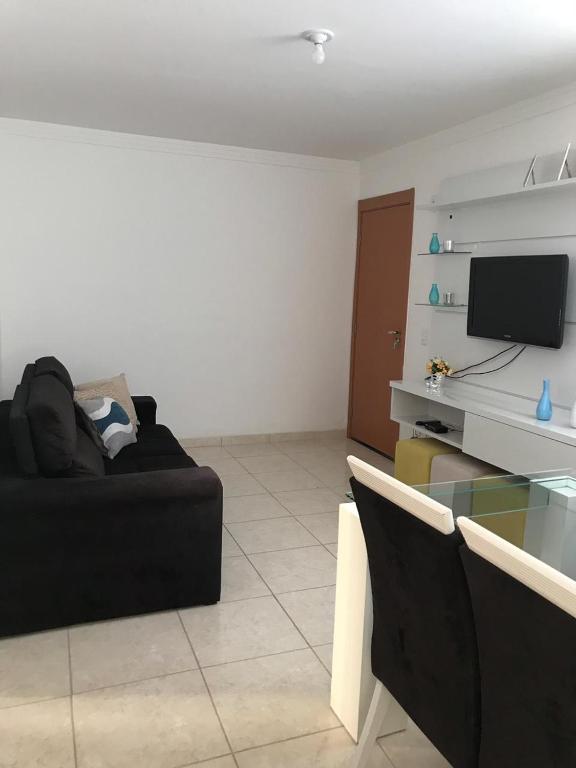  Apartamento mobiliado em condomínio fechado