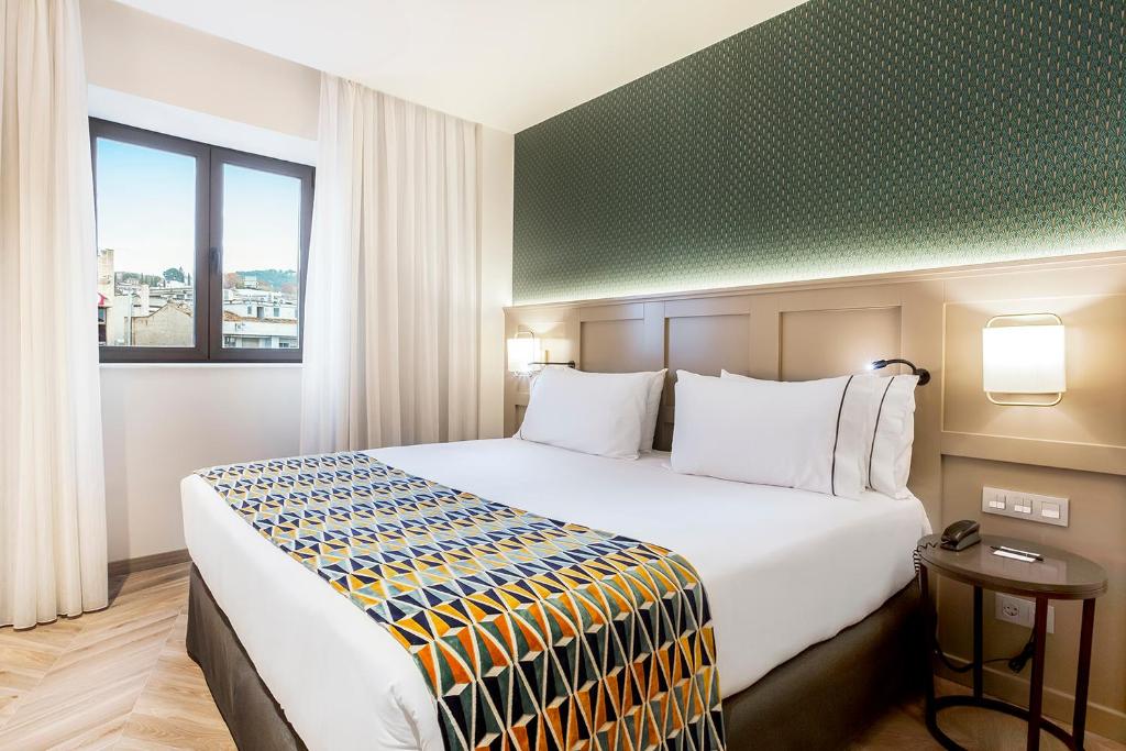 Eurostars Puerta Real - Resim 8