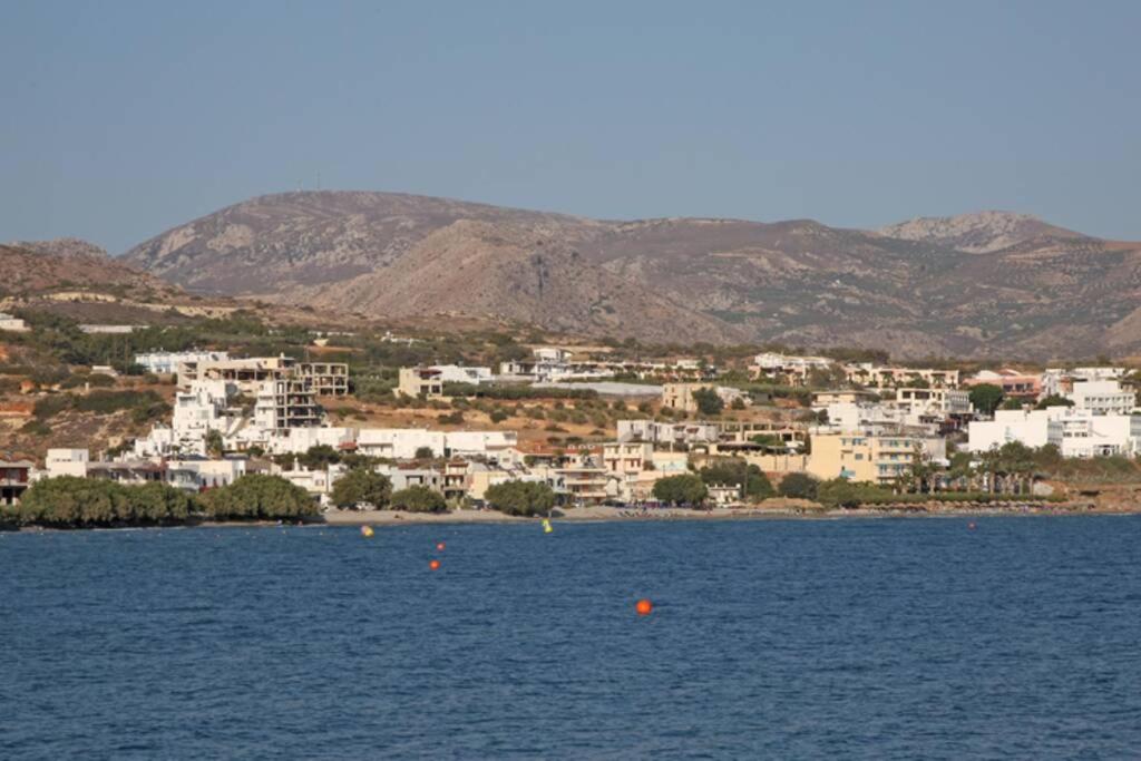 Fotografia z galérie ubytovania Manos Seaside Apartment v destinácii Makry Gialos