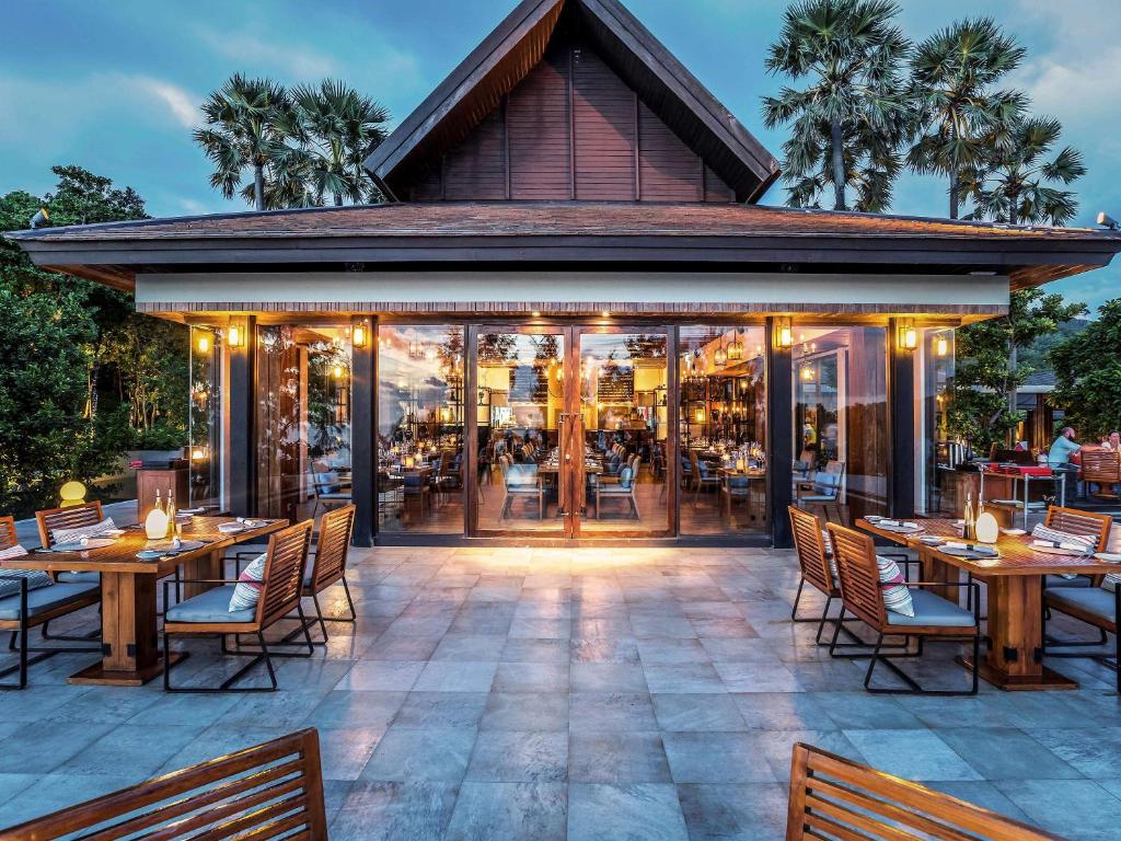 Pullman Phuket Arcadia Naithon Beach for Christmas Eve dinner