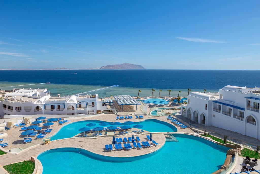 منظر المسبح في Albatros Palace Sharm - "Aqua Park" او بالجوار