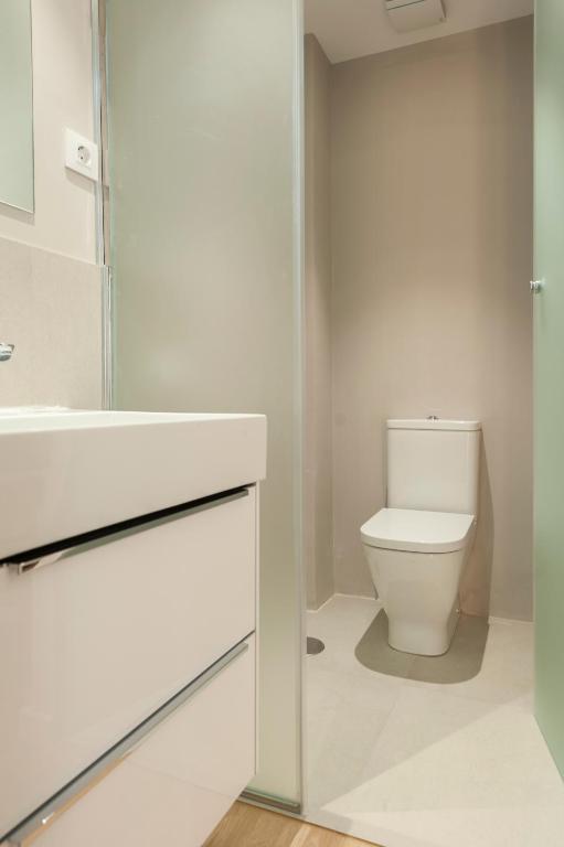 Collection Latina - Apartamentos Únicos en el Barrio Más Auténtico - Family Studio