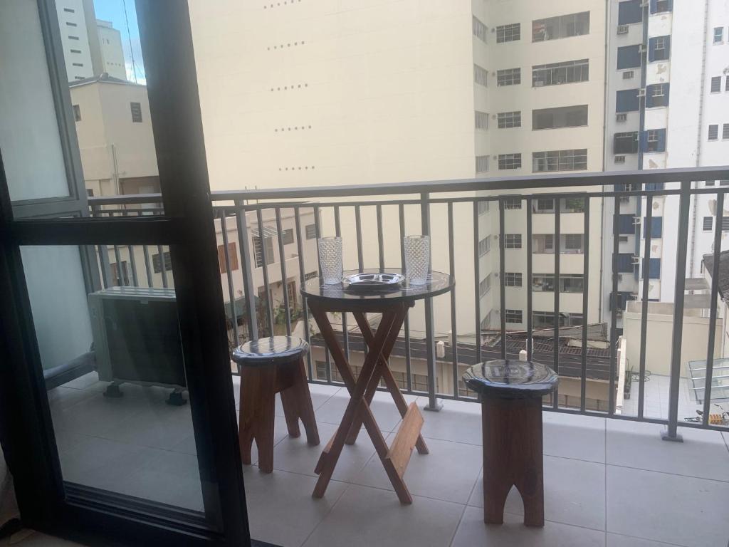  AP C/INFINITY POOL LARGO DO AROUCHE CD711