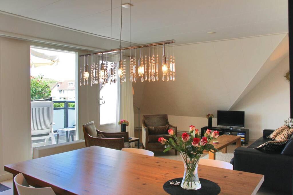 Posezení v ubytování Appartement Abbestederweg Callantsoog