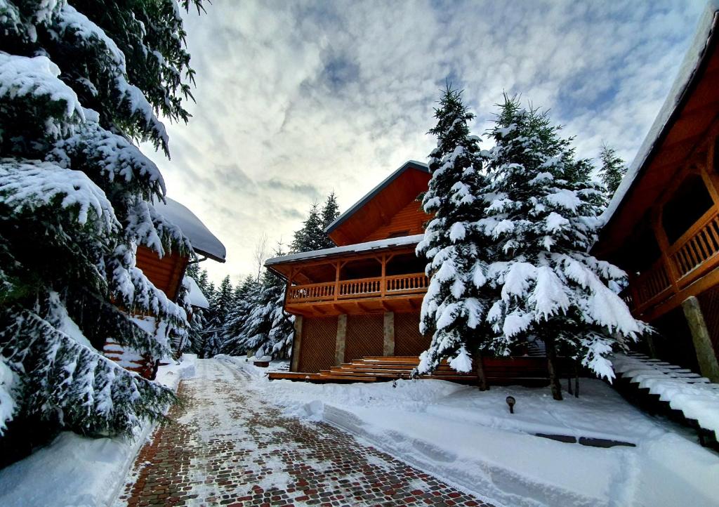 Gostynniy Dvir Коттеджи - Chalet De Deux Chambres
