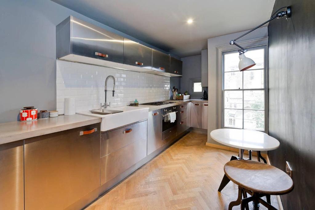 Trendy, Fun 2-Bed in Chelsea